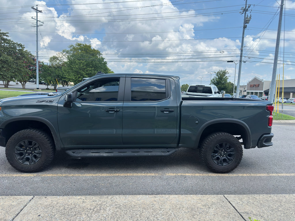 Used 2026 Chevrolet Silverado 1500 ZR2 w/ Dark Appearance Package AWD/4WD image 7