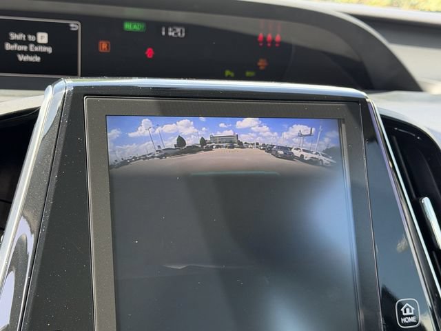 Used 2019 Toyota Prius Limited FWD image 18
