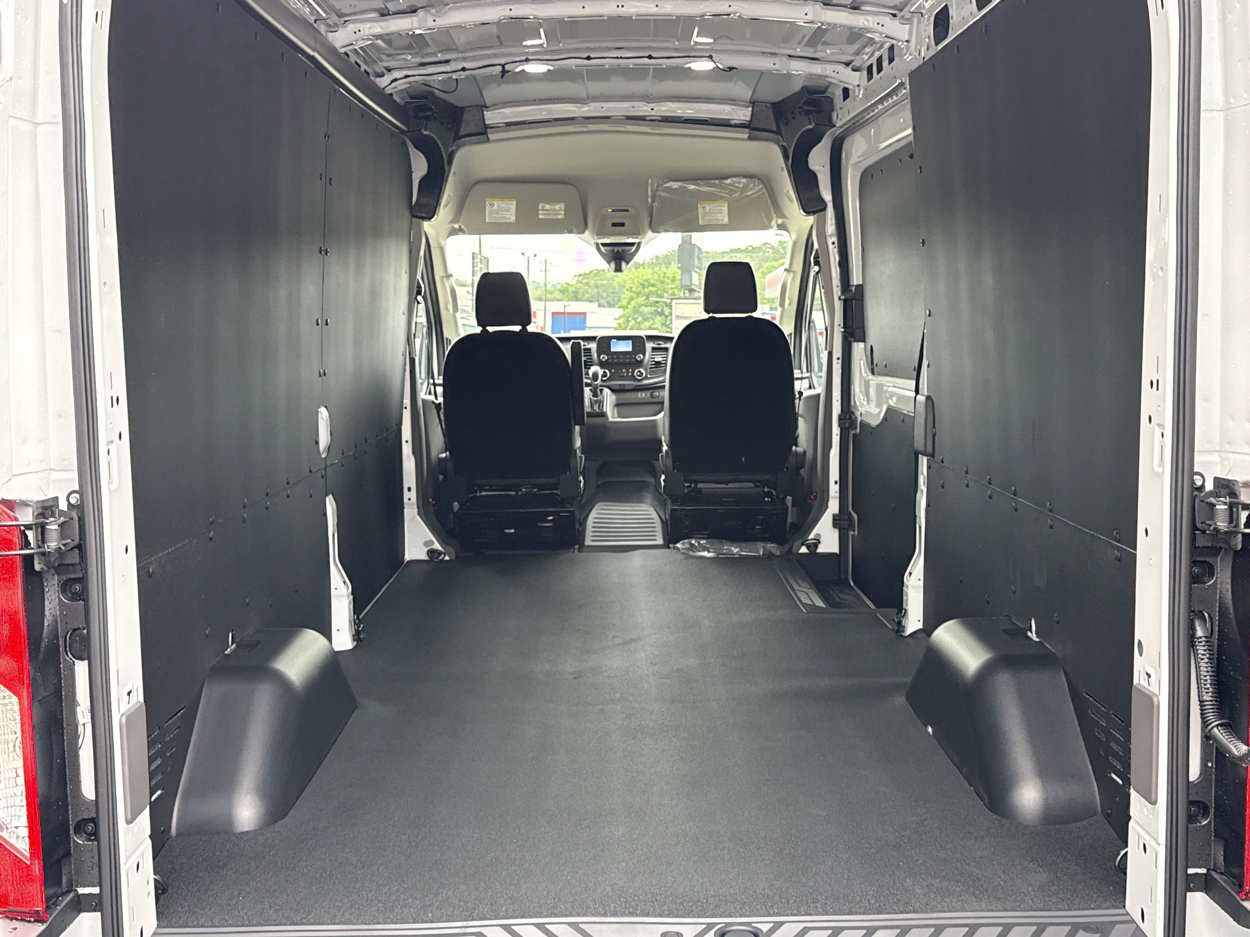 New 2025 Ford Transit 250 148 Medium Roof w/ Load Area Protection Package image 6