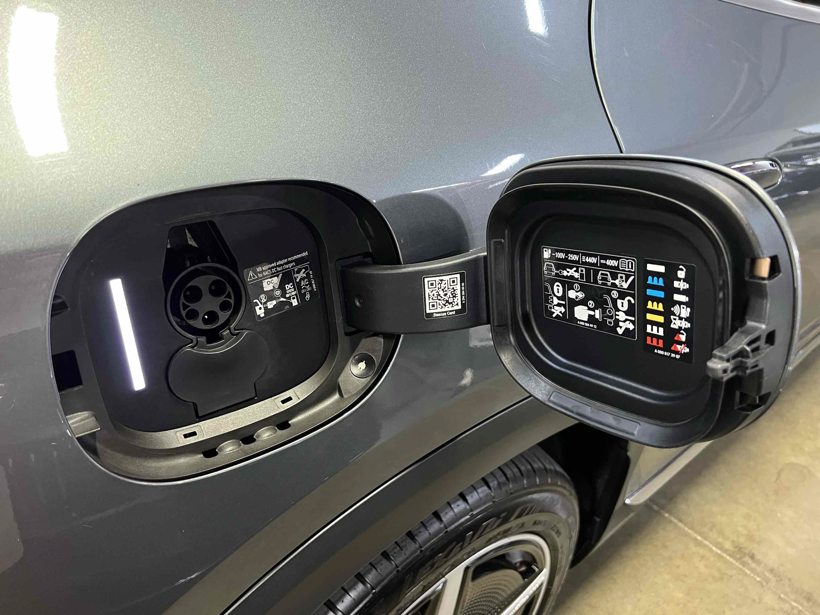 Used 2023 Mercedes-Benz EQE 350+ SUV image 10