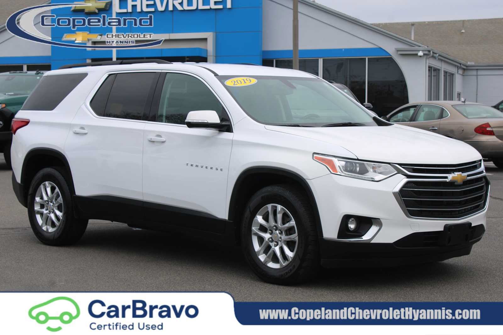Used 2019 Chevrolet Traverse LT AWD/4WD image 1