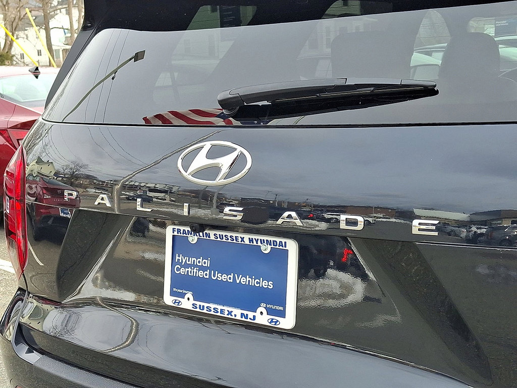 Used 2023 Hyundai Palisade Calligraphy w/ Winter Package image 24