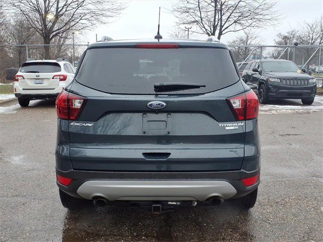 Used 2019 Ford Escape Titanium image 5
