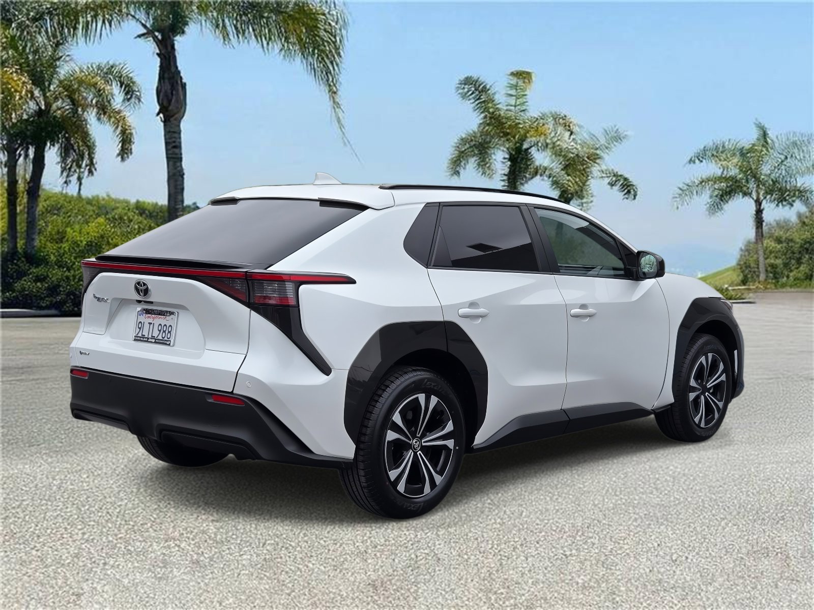 Used 2024 Toyota bZ4X FWD image 4