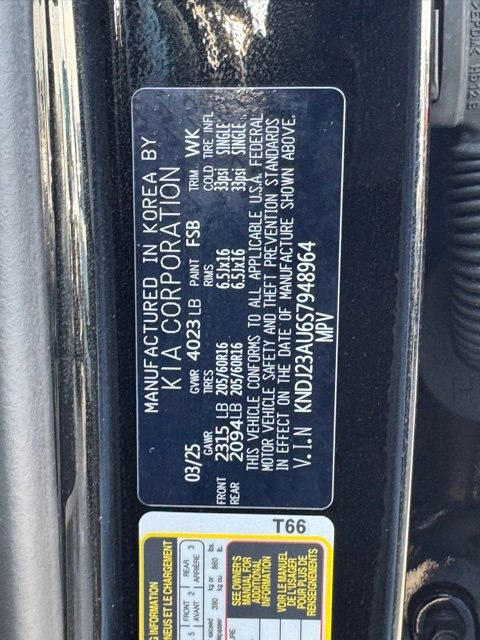 Certified 2025 Kia Soul LX image 17