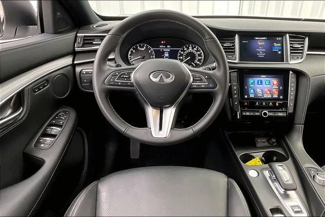 Certified 2025 INFINITI QX55 Luxe w/ Cargo Package AWD/4WD image 5