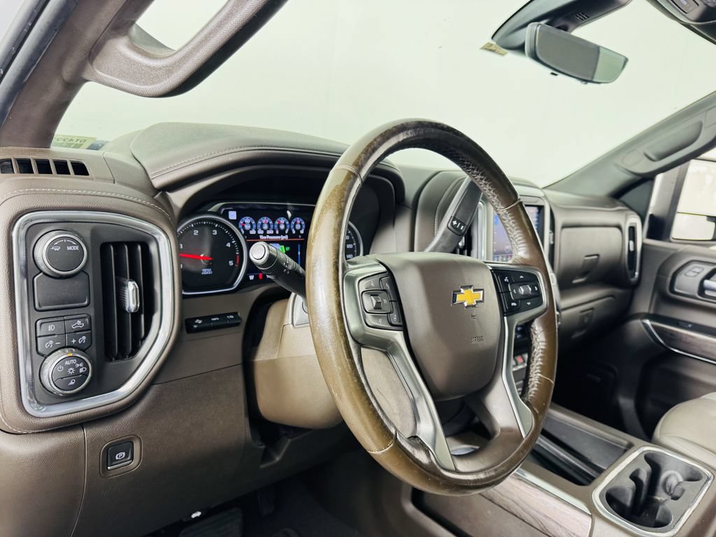 Certified 2022 Chevrolet Silverado 2500 LTZ w/ LTZ Premium Package RWD image 10