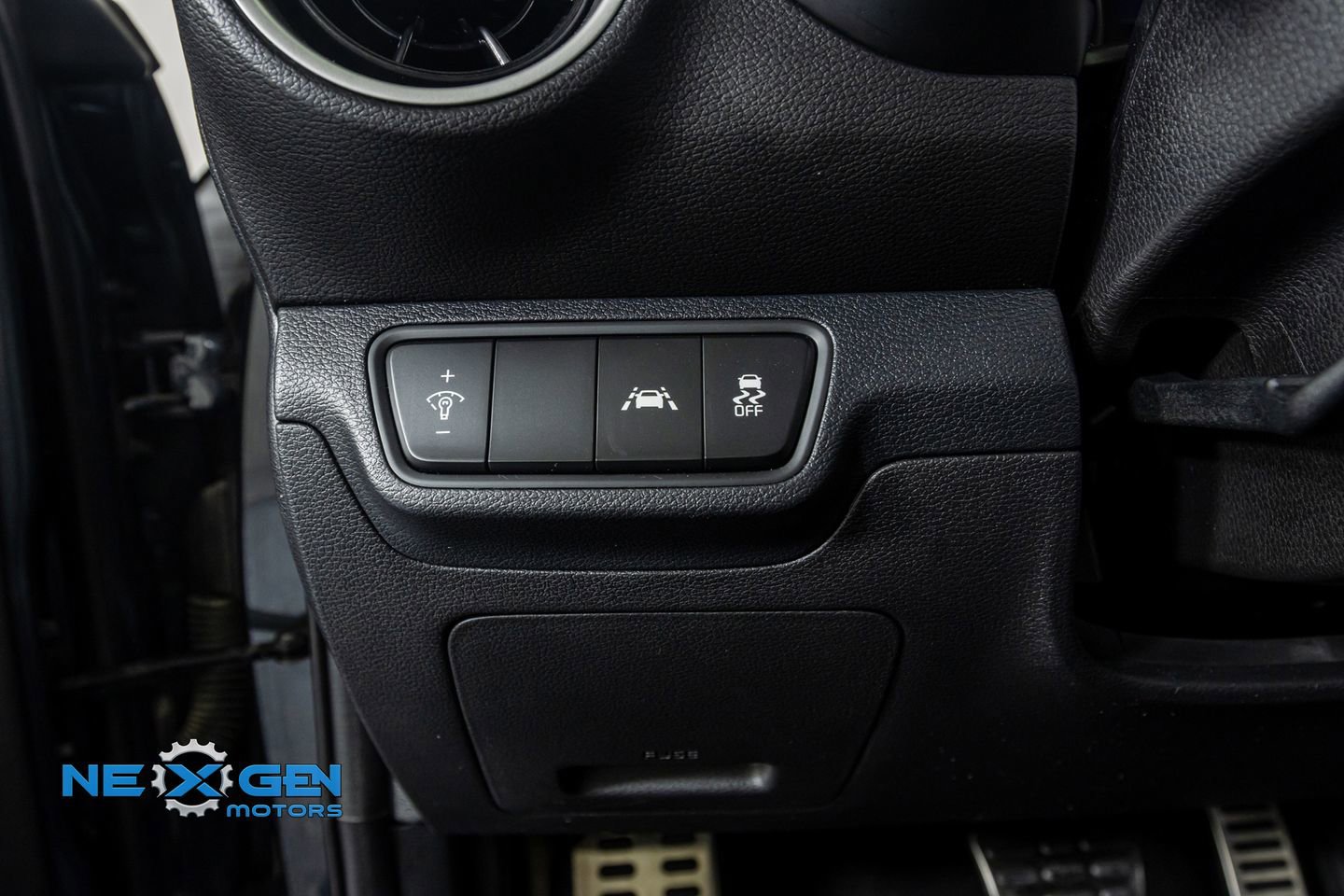 Used 2020 Kia Forte GT FWD image 13