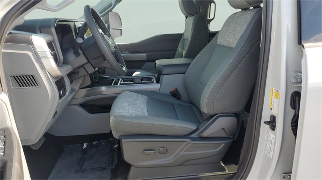 New 2026 Ford F250 4x4 Crew Cab Super Duty image 17