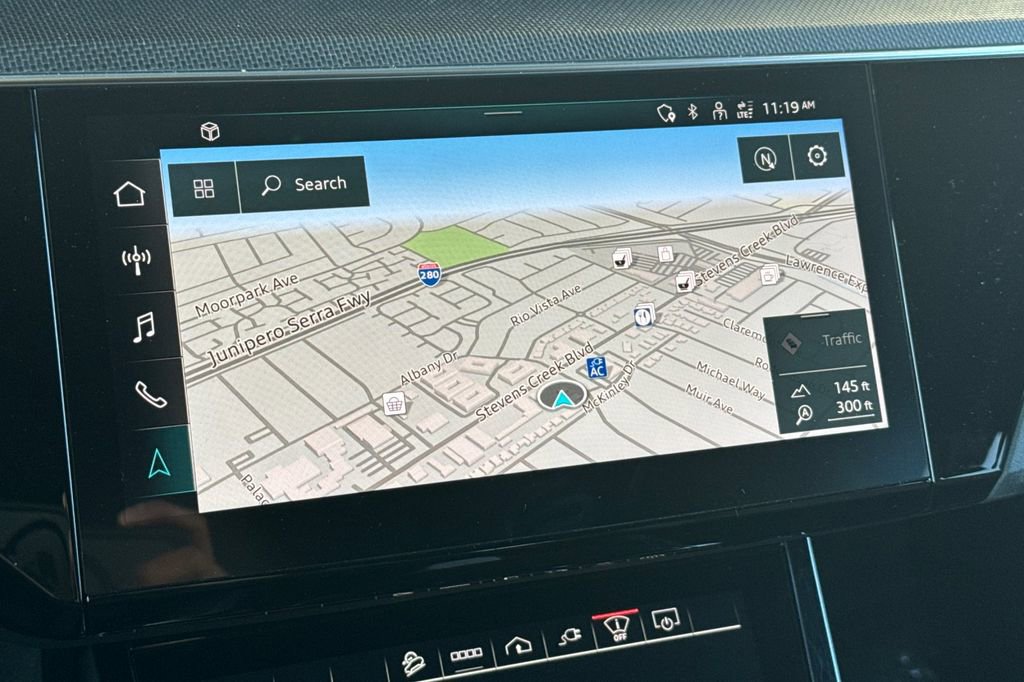 Used 2022 Audi e-tron S Prestige image 17