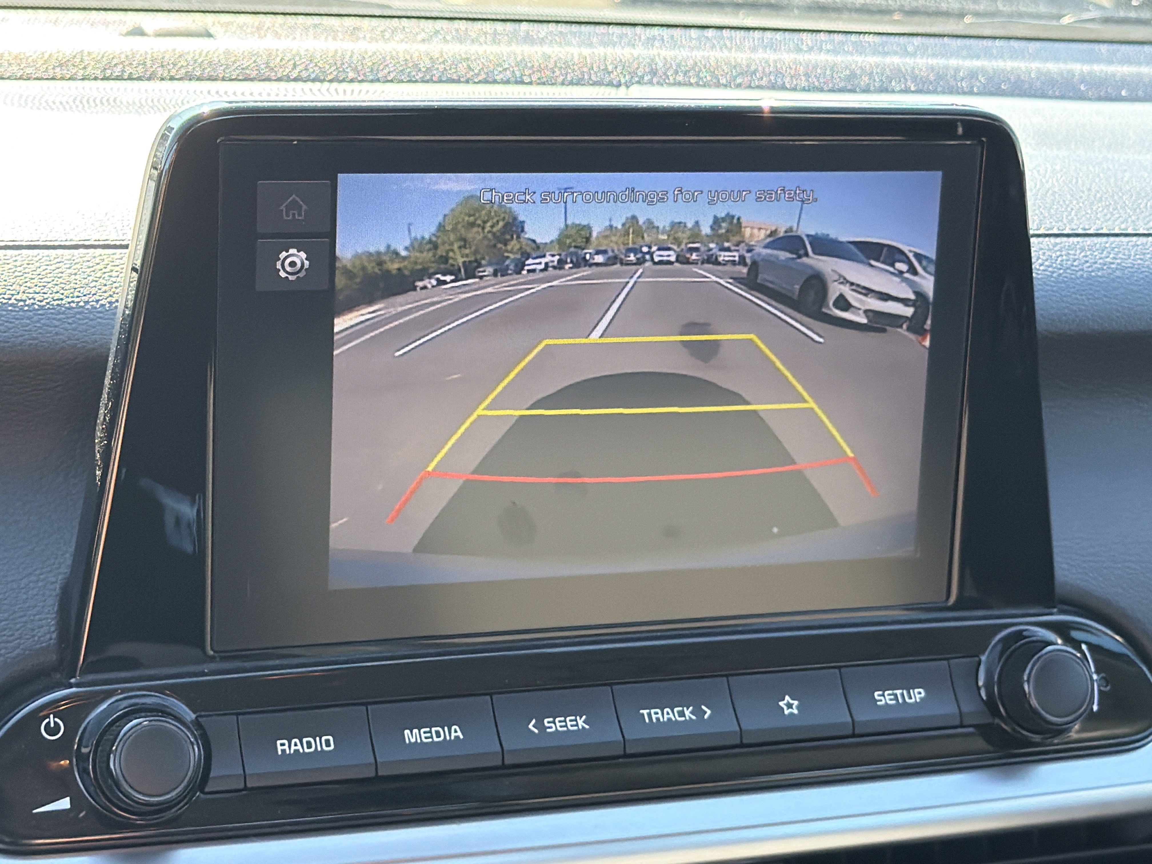 Certified 2022 Kia Forte LXS w/ LXS Technology Package FWD image 32