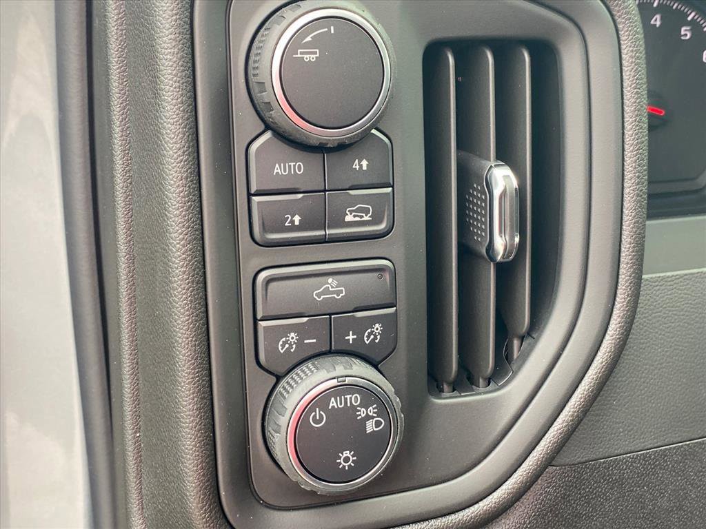 New 2026 Chevrolet Silverado 1500 Custom w/ Turbomax Blackout Package image 15