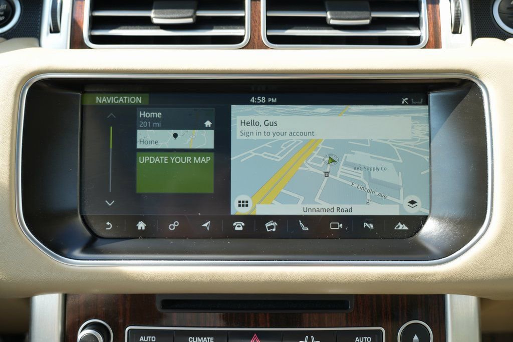 Used 2017 Land Rover Range Rover Supercharged image 57