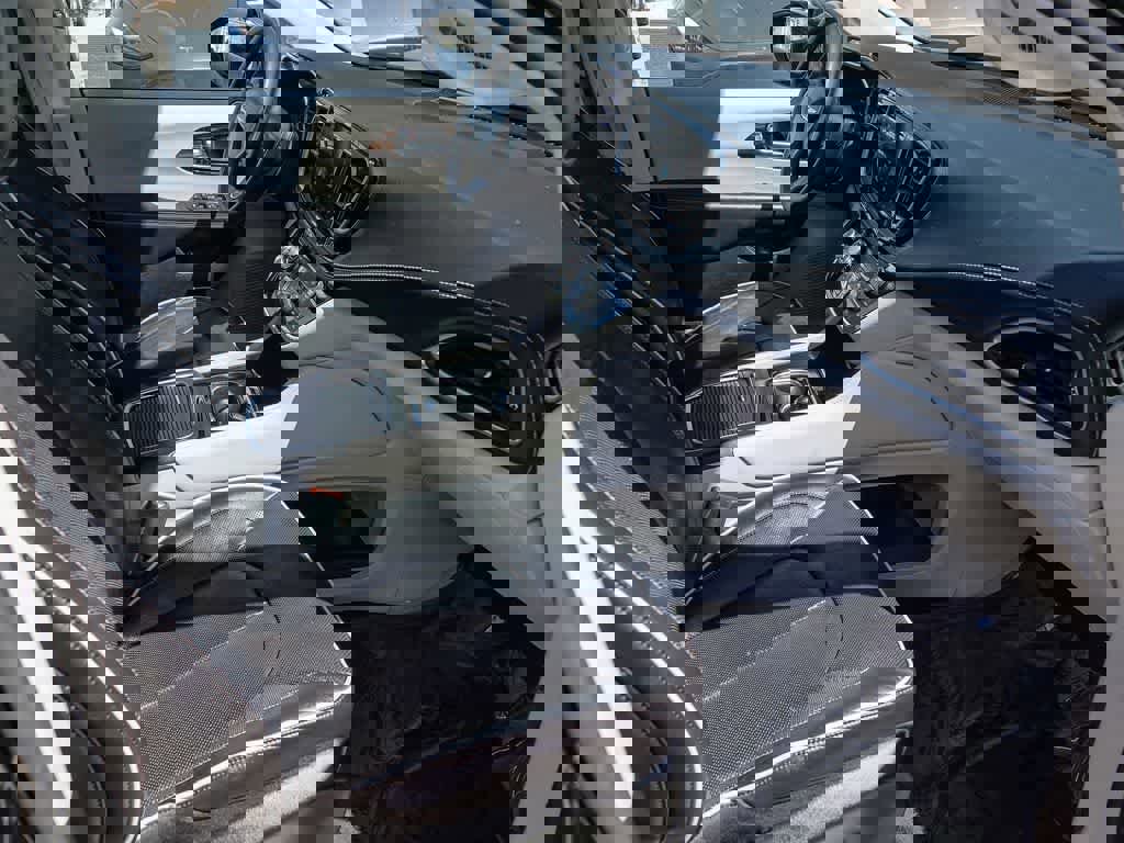 Certified 2023 Chrysler Pacifica Limited image 15