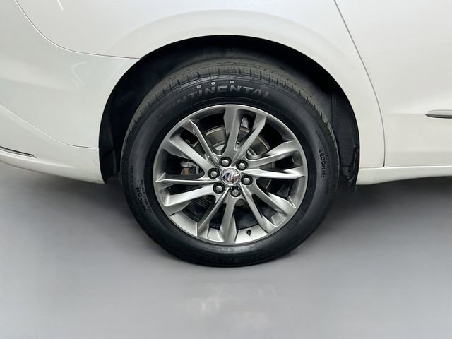 Used 2023 Buick Enclave Avenir w/ Avenir Technology Package AWD/4WD image 40