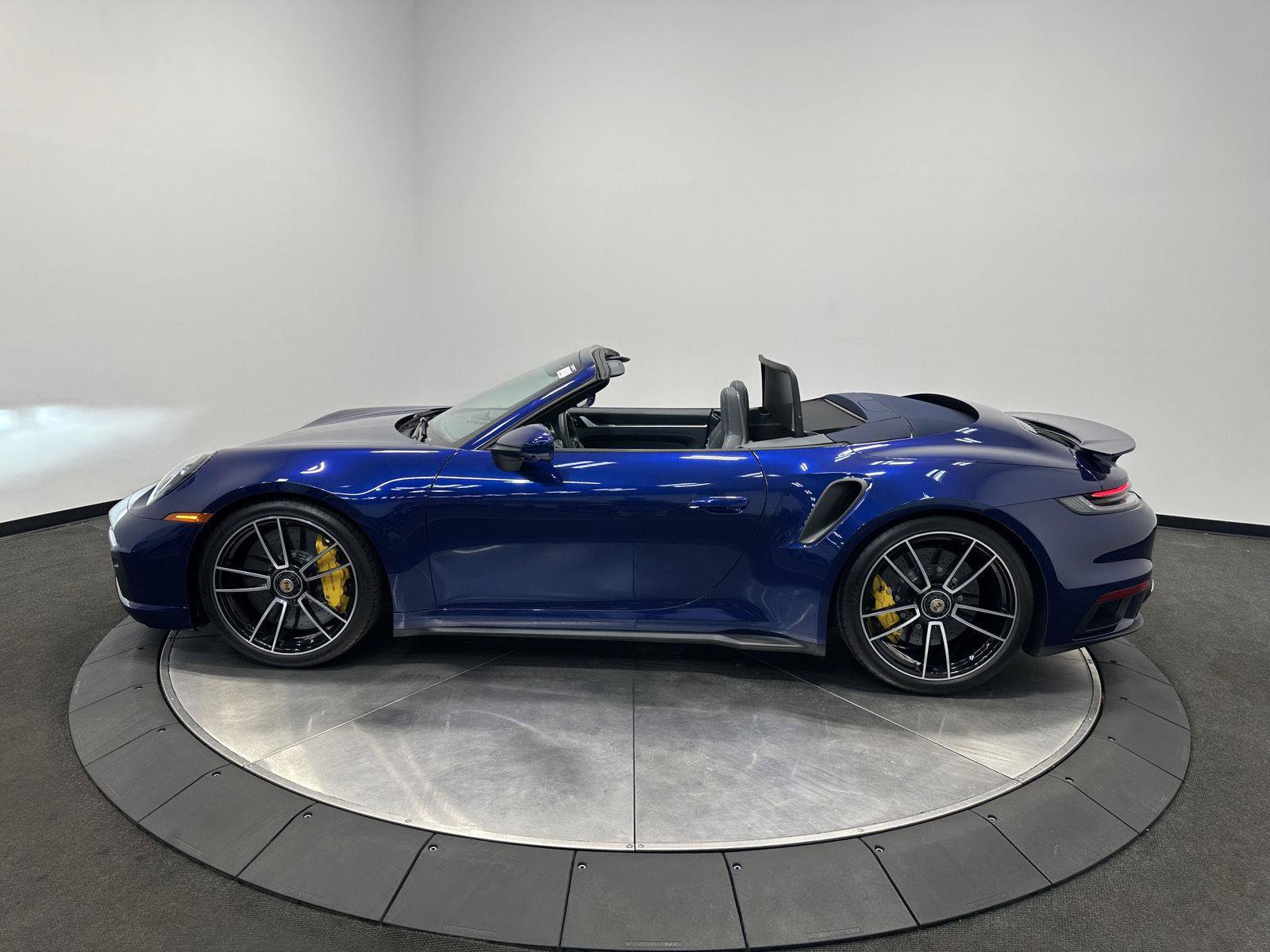 Used 2021 Porsche 911 Turbo S AWD/4WD image 16