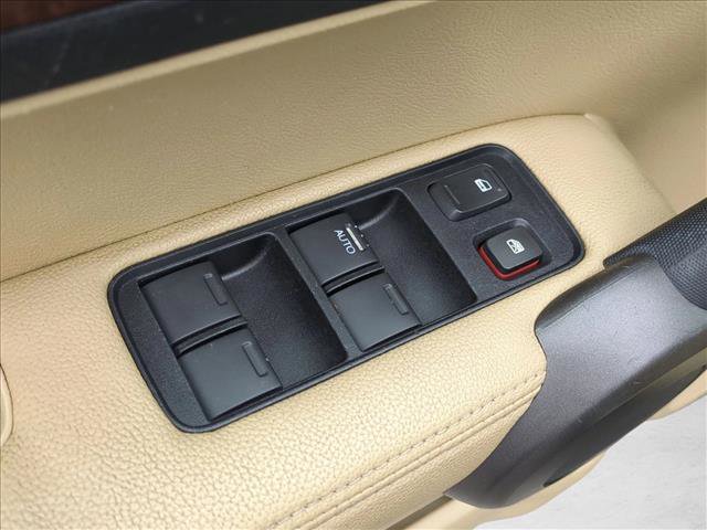 Used 2011 Honda CR-V EX-L image 11