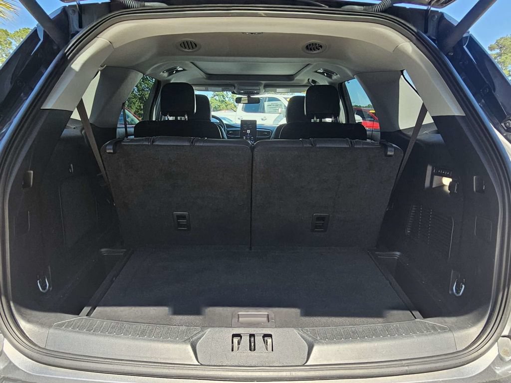 Used 2023 Ford Explorer Limited w/ Limited Technology Package RWD image 13
