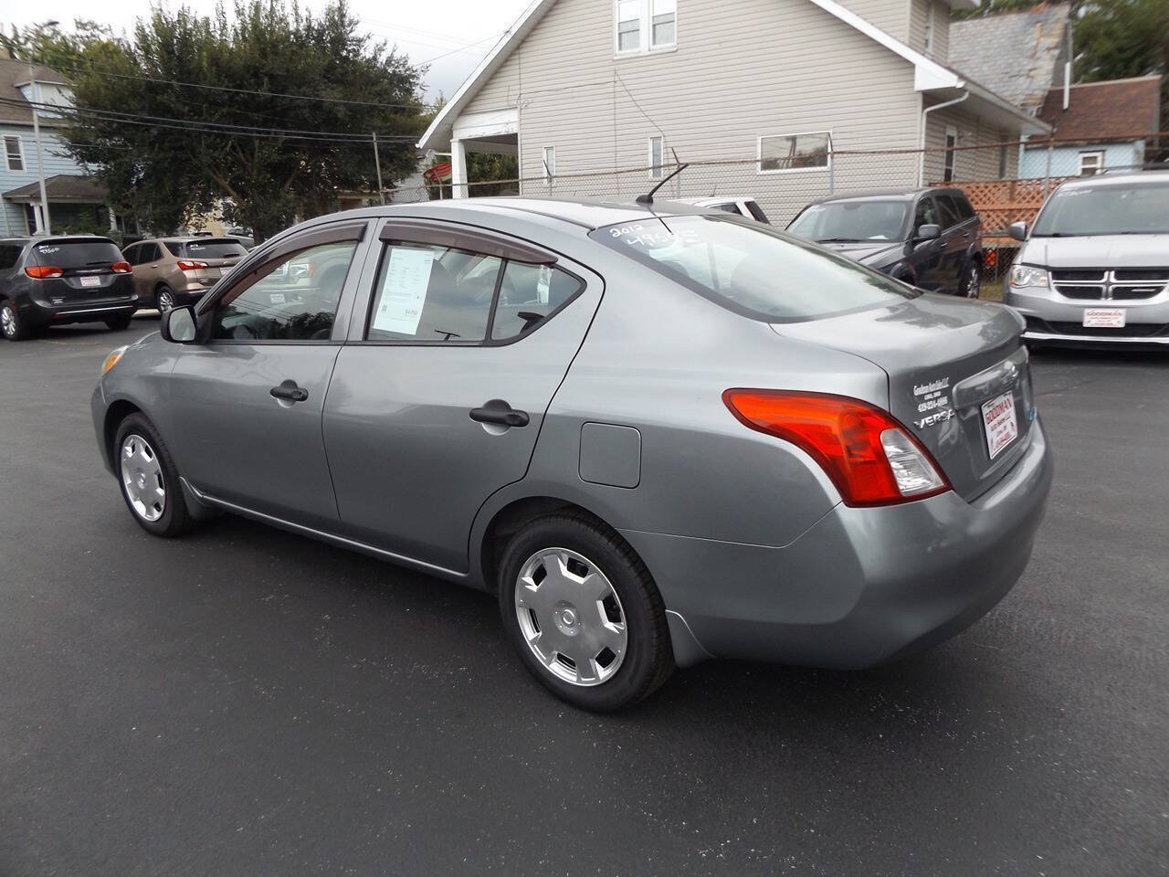 Used 2012 Nissan Versa S w/ Cruise Control Pkg FWD image 9
