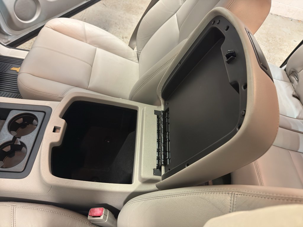 Used 2013 Chevrolet Avalanche LT w/ All-Star Edition image 21