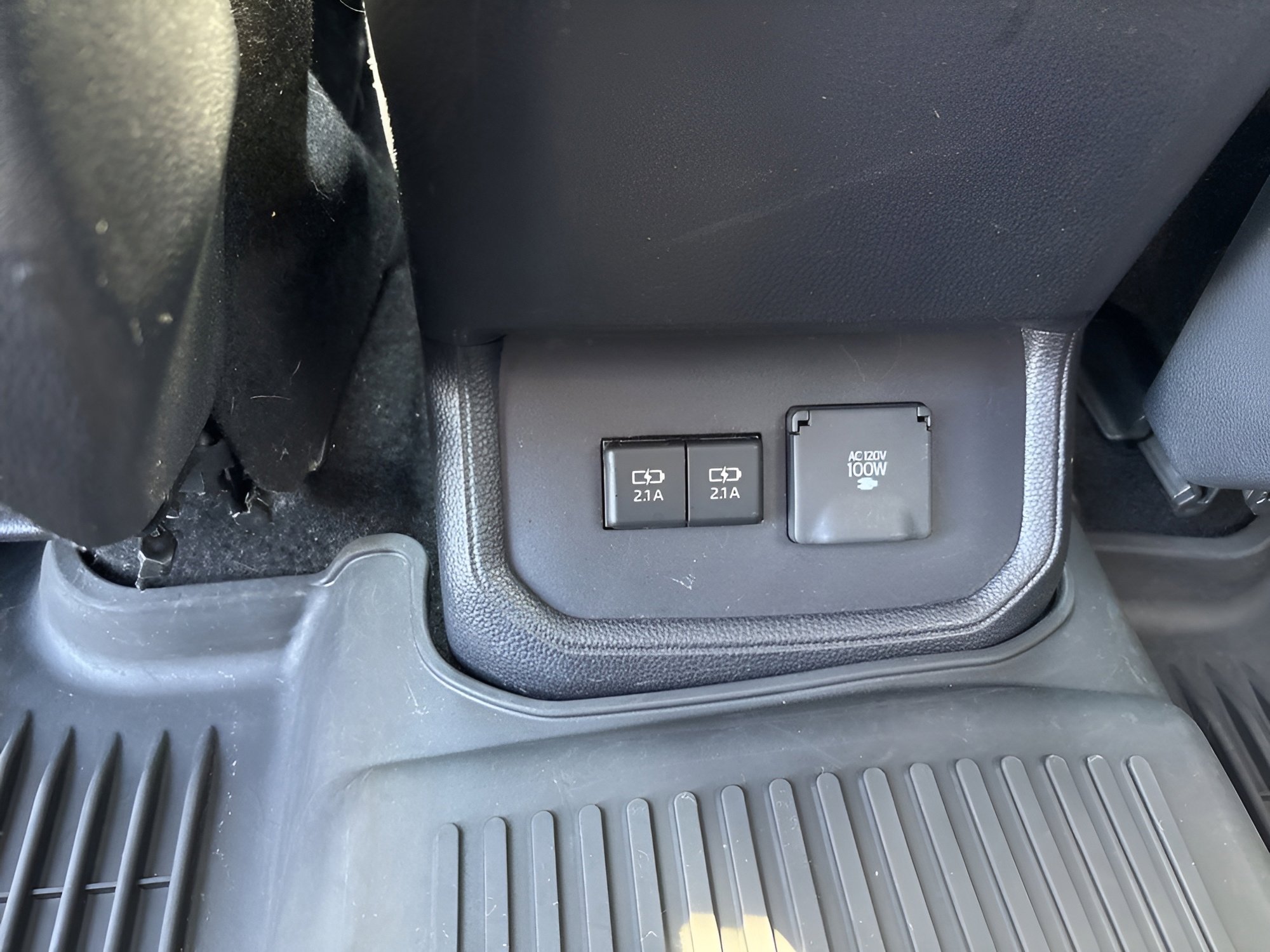 Used 2020 Toyota Highlander Limited AWD/4WD image 16