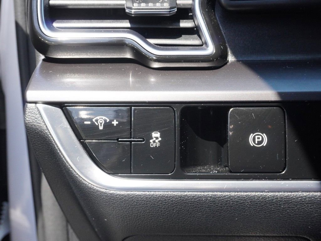 Used 2023 Kia Sportage EX image 35
