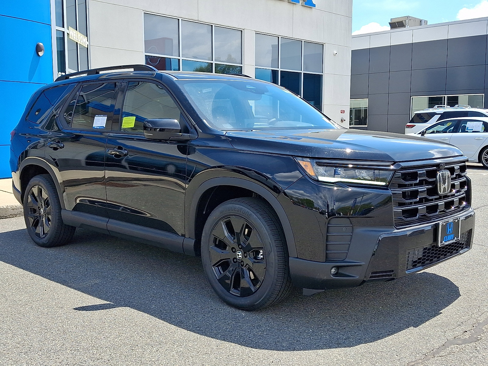 New 2026 Honda Pilot Black Edition image 2