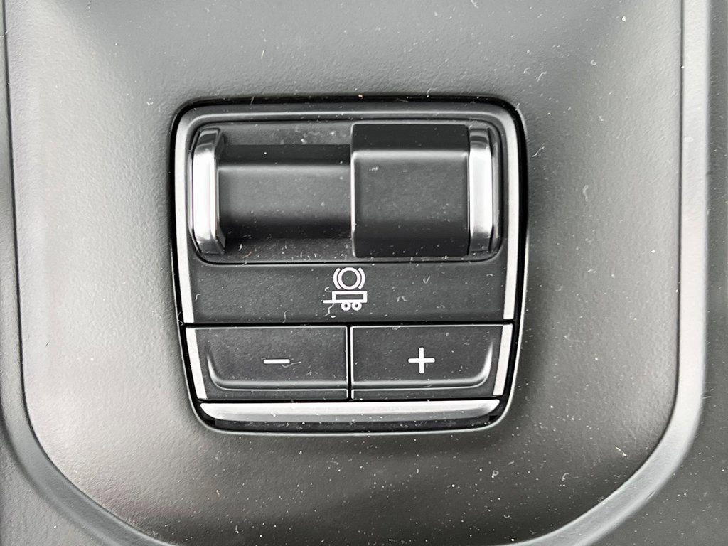 Used 2024 GMC Sierra 3500 Denali w/ Denali Reserve Package image 28