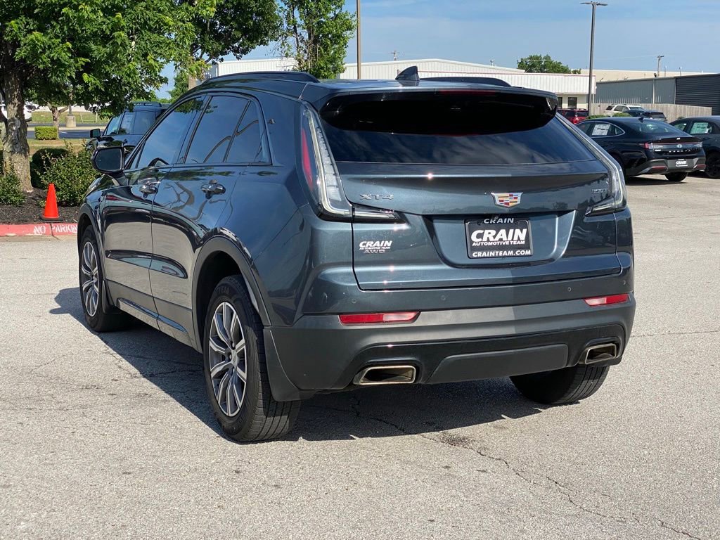 Used 2021 Cadillac XT4 Sport w/ Sun And Sound Package AWD/4WD image 5