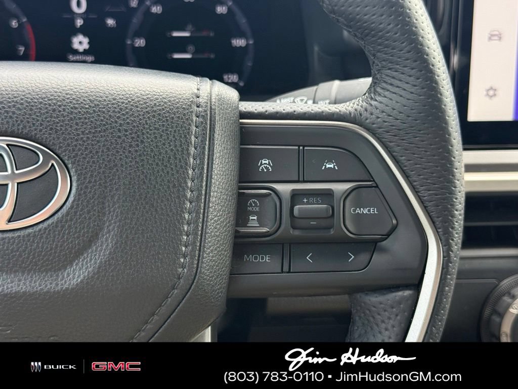Used 2025 Toyota Tacoma TRD Off-Road AWD/4WD image 30