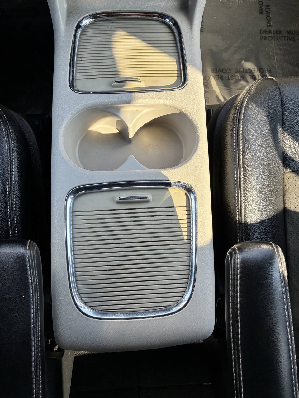 Used 2019 Dodge Grand Caravan SXT FWD image 14