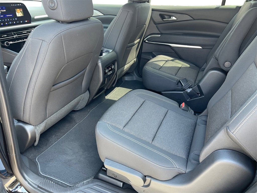 New 2026 Chevrolet Traverse LT w/ Midnight/Sport Edition image 25