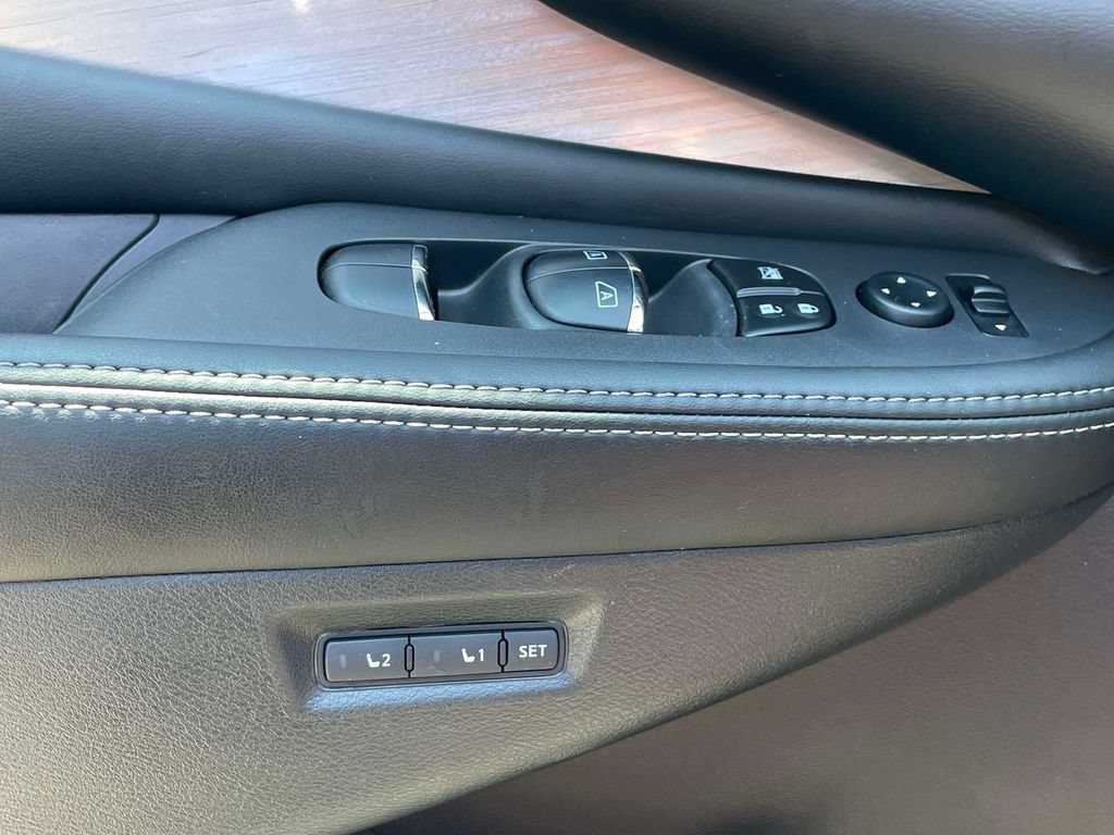 Used 2017 Nissan Murano Platinum w/ Platinum Technology Package FWD image 21