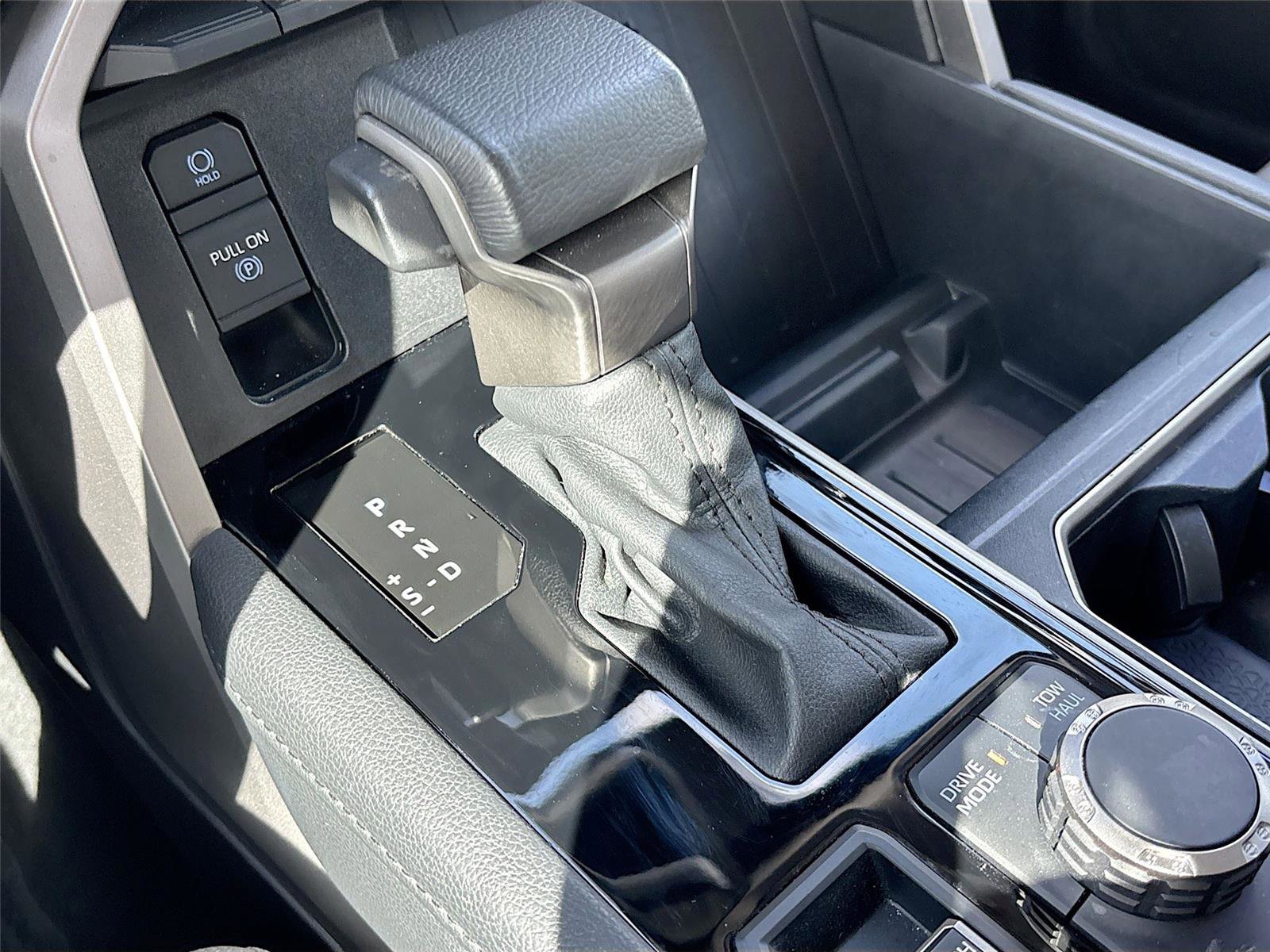 Used 2024 Toyota Tundra Limited image 16