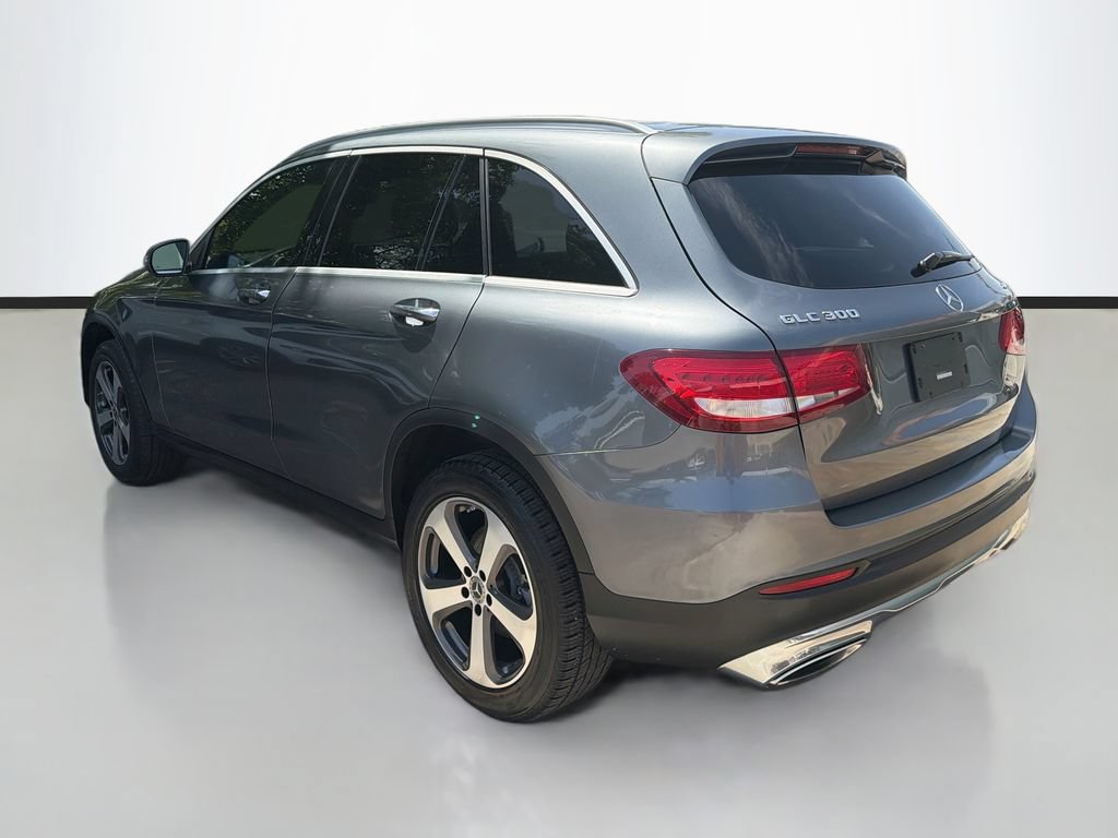 Used 2018 Mercedes-Benz GLC 300 4MATIC w/ Premium Package image 5