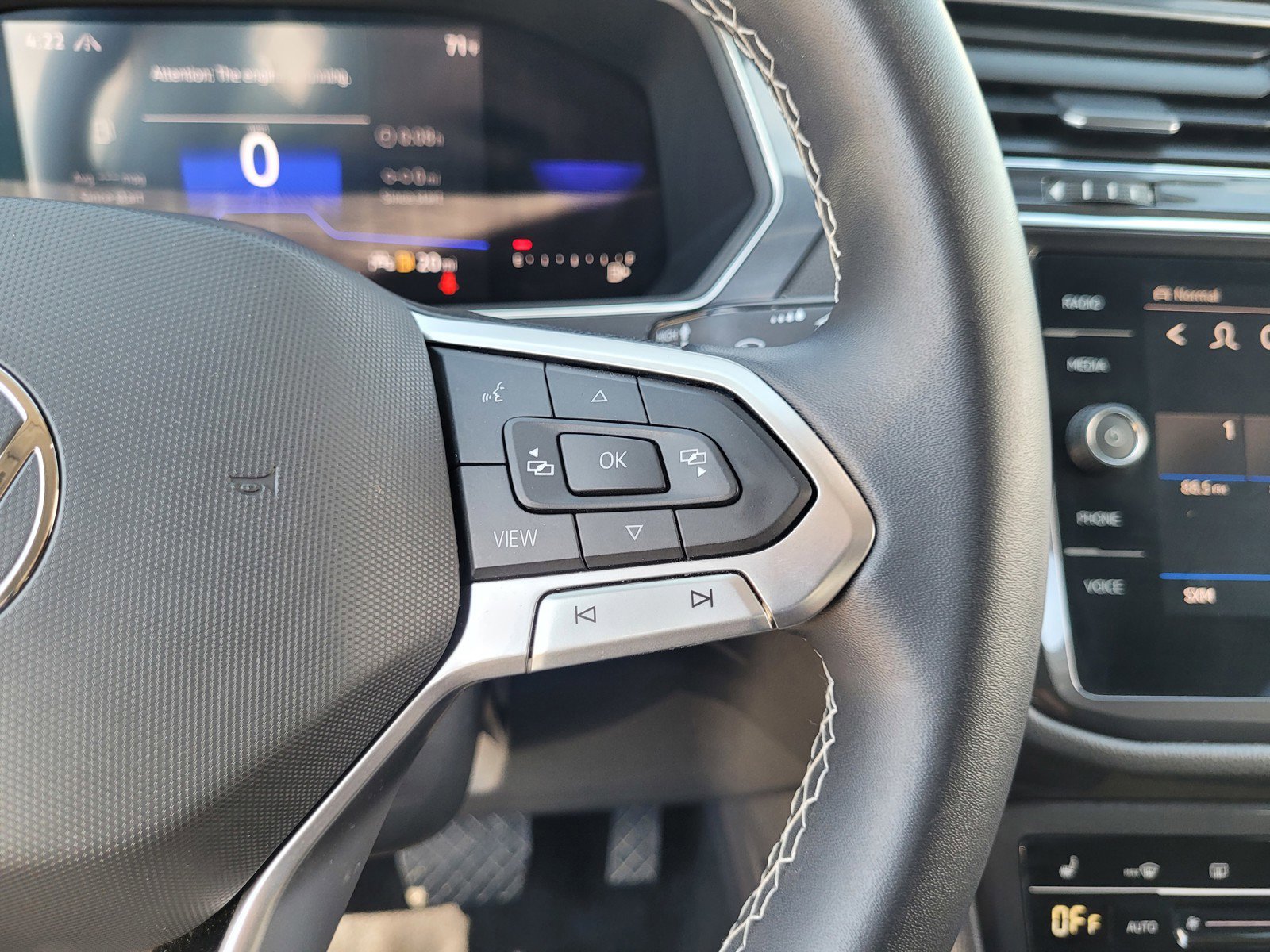 Used 2023 Volkswagen Tiguan SE image 23