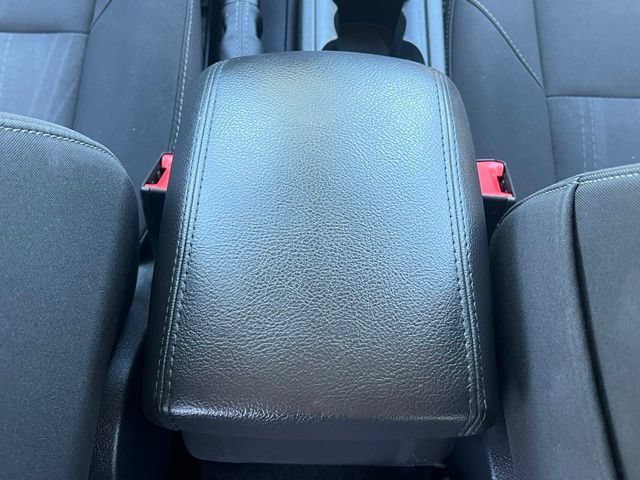 Used 2016 Ford Focus SE w/ SE Cold Weather Package FWD image 30