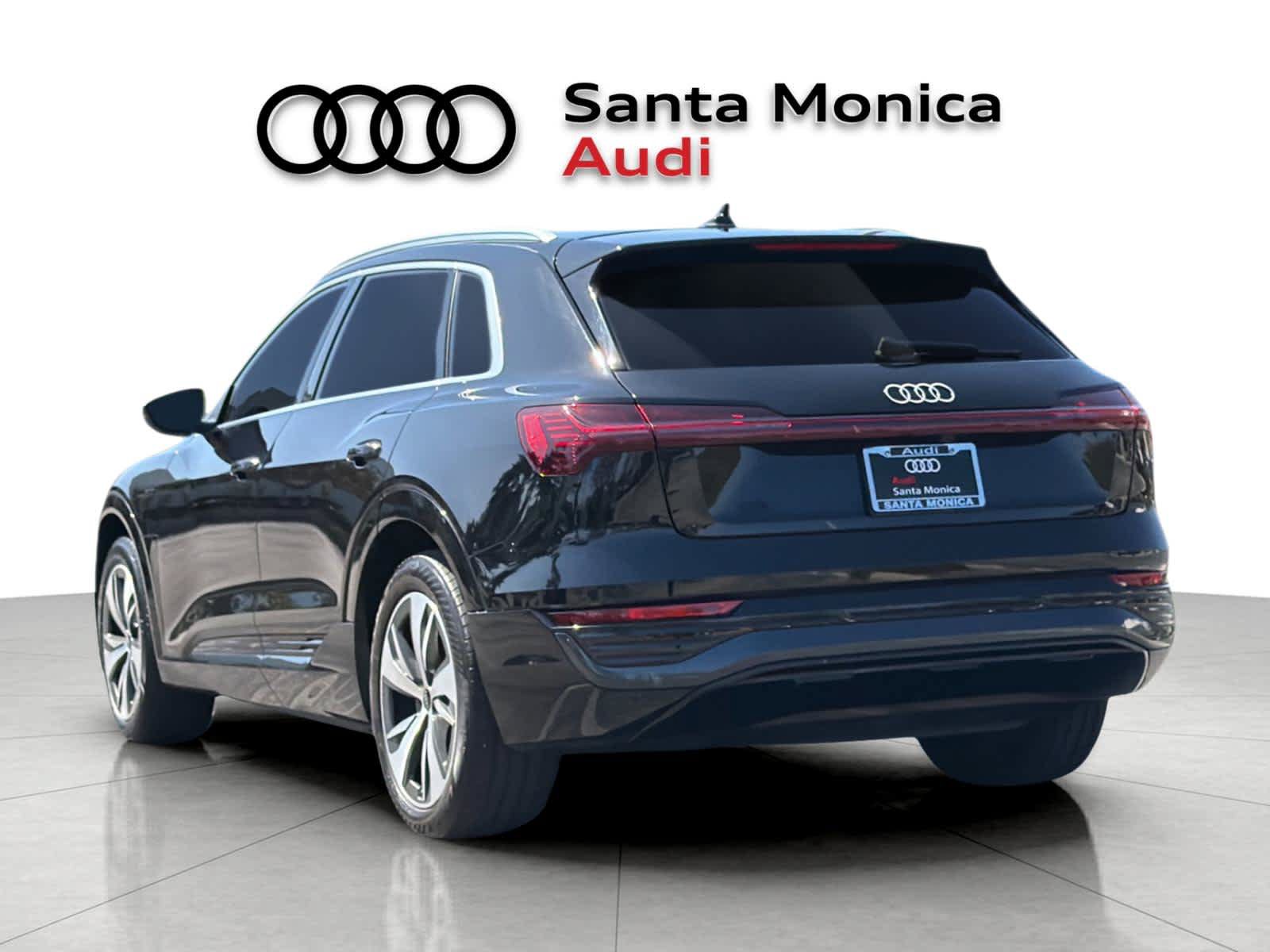 Used 2024 Audi Q8 e-tron Premium AWD/4WD image 6