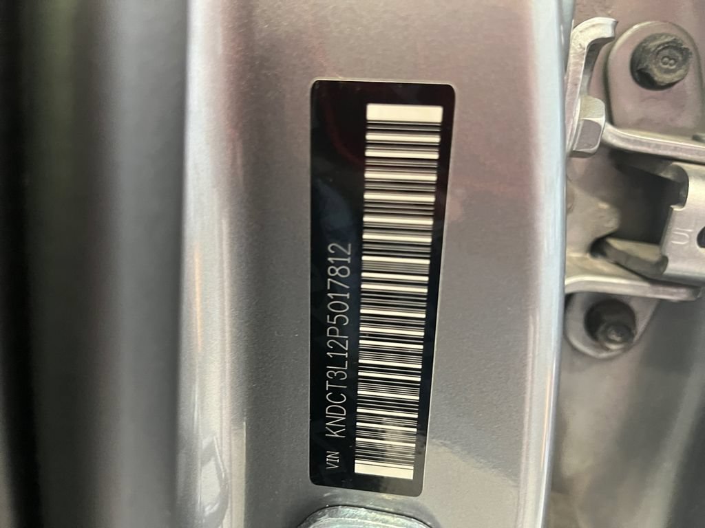 Used 2023 Kia Niro Wave w/ Wave Preserve Package FWD image 35