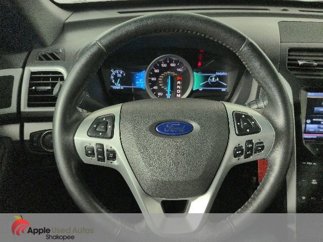 Used 2014 Ford Explorer XLT w/ Equipment Group 202A AWD/4WD image 19