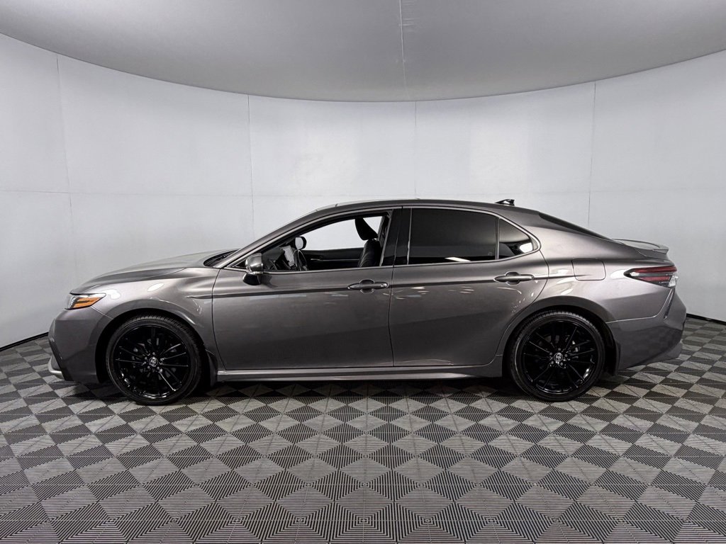 Used 2023 Toyota Camry XSE image 8