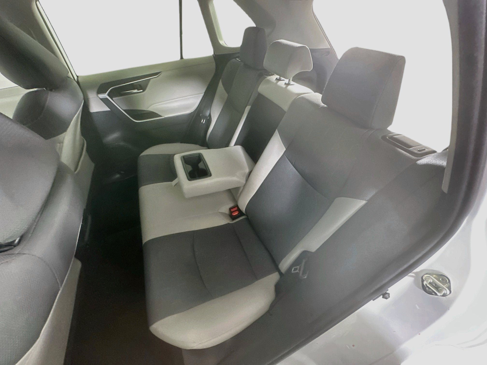 Used 2019 Toyota RAV4 XLE w/ Convenience Package AWD/4WD image 28