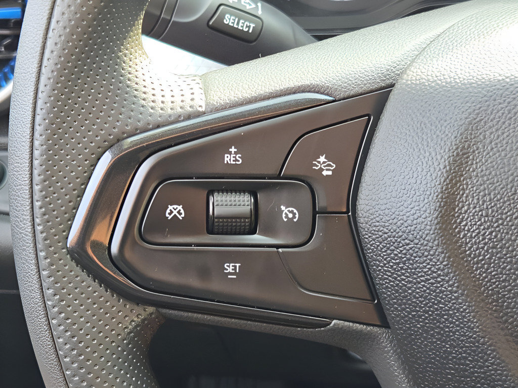 Certified 2024 Chevrolet Trax LS FWD image 31