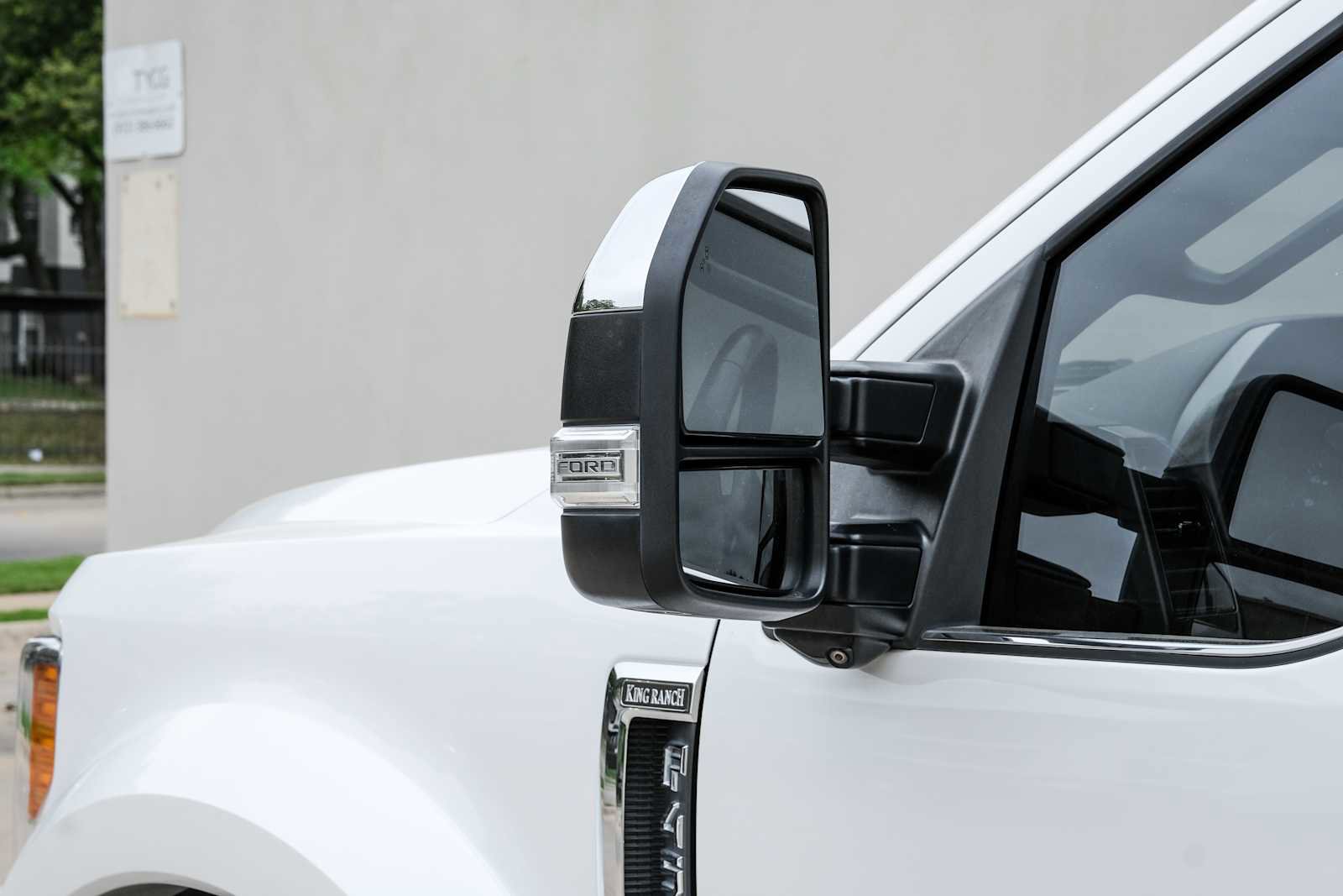 Used 2019 Ford F450 King Ranch w/ King Ranch Ultimate Package image 48