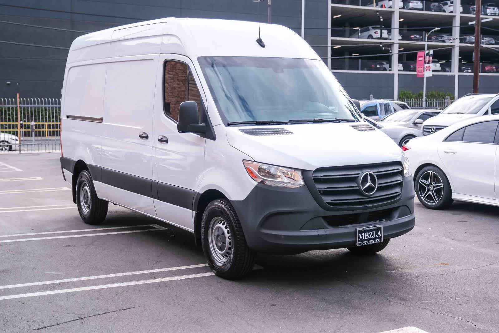 Used 2022 Mercedes-Benz Sprinter 2500 video 2
