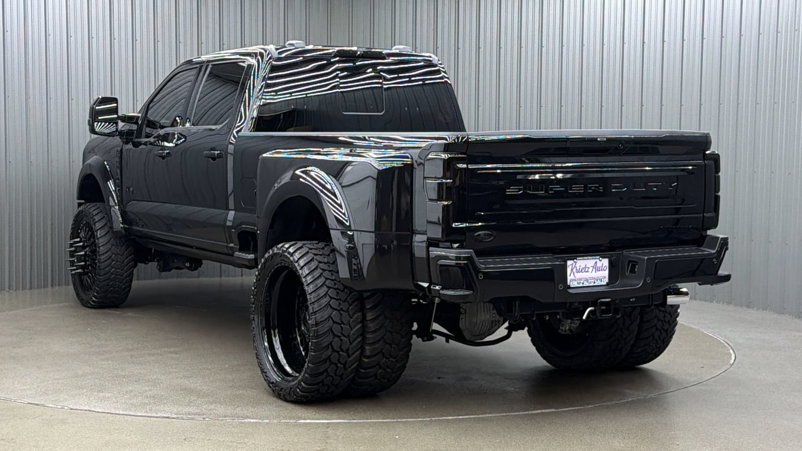 Used 2026 Ford F450 Platinum w/ FX4 Off-Road Package AWD/4WD image 3