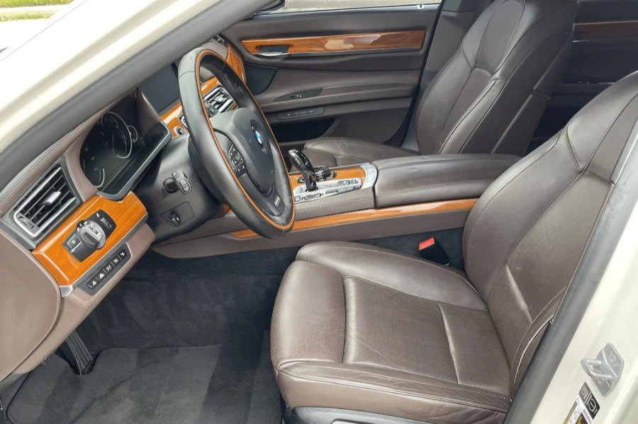 Used 2014 BMW 760Li RWD image 35