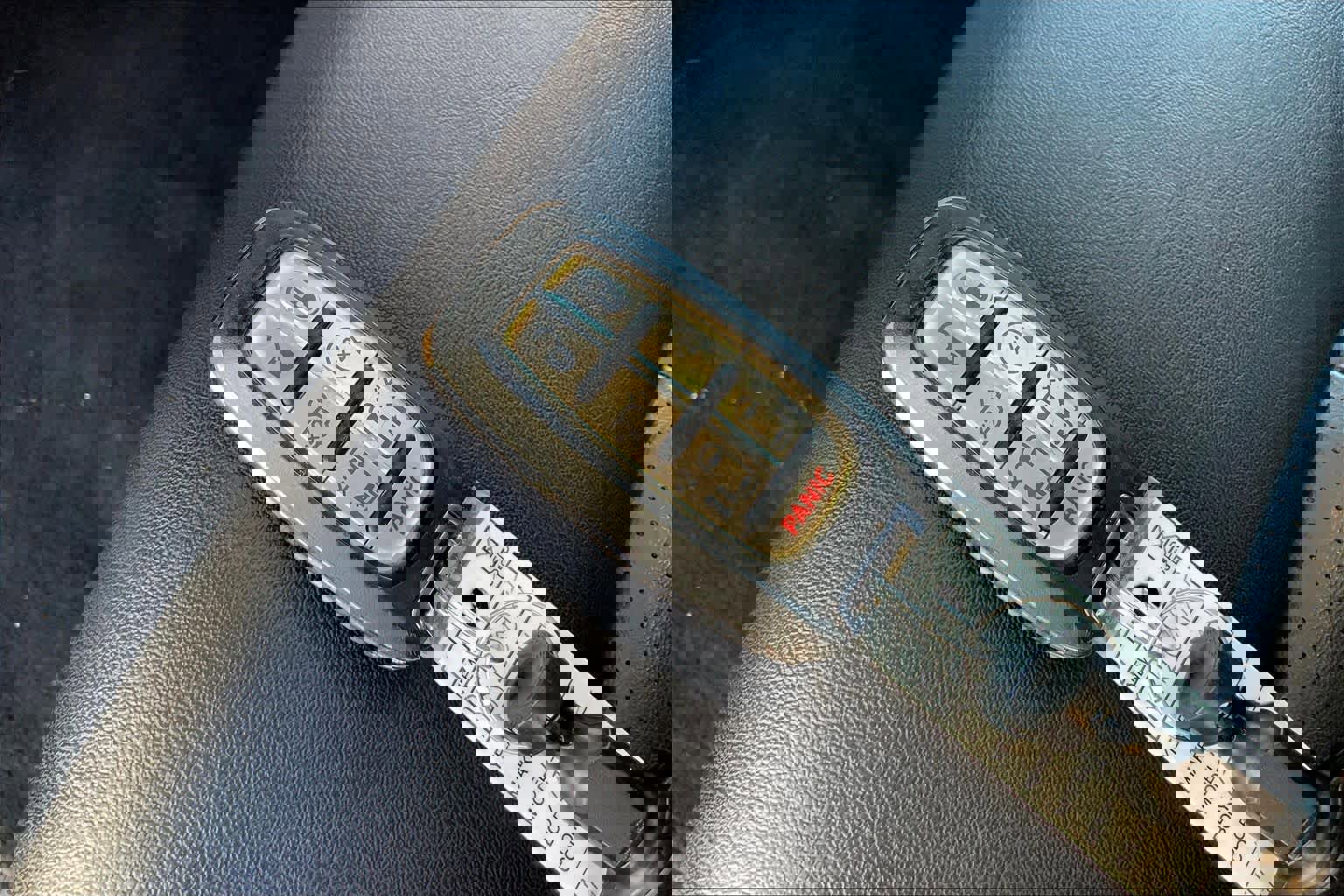 Used 2024 Chrysler Pacifica Touring-L FWD image 15