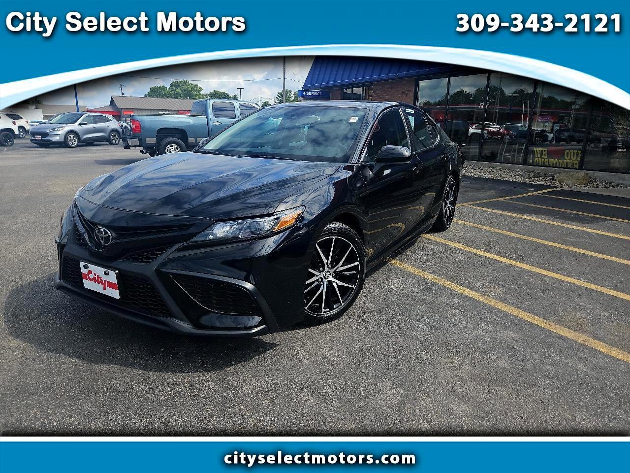 Used 2021 Toyota Camry SE