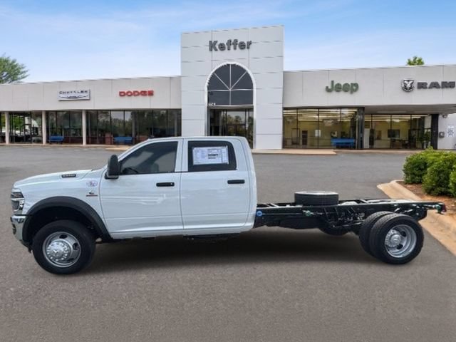 New 2026 RAM 5500 Tradesman AWD/4WD image 2